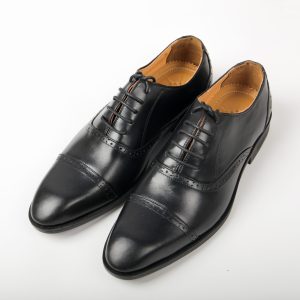 GIÀY OXFORD CAP TOE MÀU ĐEN HỌA TIẾT ĐỘC ĐÁO F010340